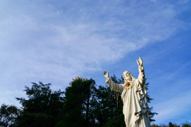 istock Statue of Jesus Christ 1187244088