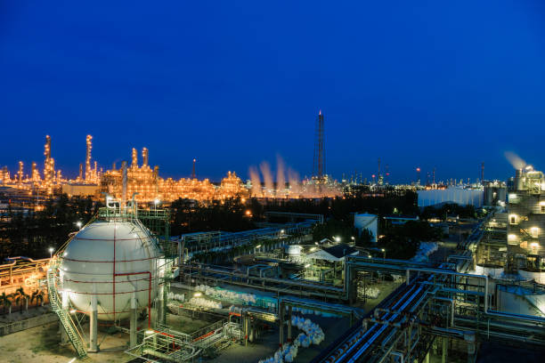 istock Oil and gas refinery 1187258326