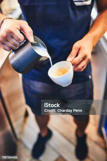 https://media.istockphoto.com/id/1187264454/photo/the-perfect-cup-of-coffee-coming-right-up.jpg?s=612x612&w=is&k=20&c=Y6la6s4Zgk4a12fss3ug_fx8HHqNrKWEjtsx2LYac-4=