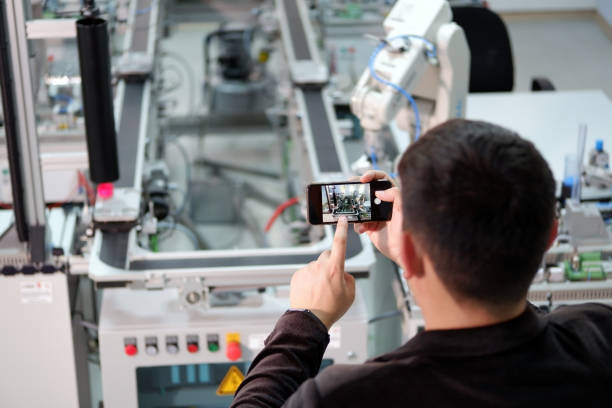 conceito de realidade aumentada indústria 4.0 - industrial equipment automated business push button - fotografias e filmes do acervo