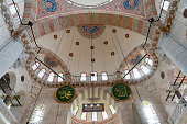 schwert-ali-pascha-moschee-innen.jpg?b=1&s=170x170&k=20&c=zJwODvjTe8_tEF52mSx16T3YpwBABT2UrlxLZ1R7zMM=