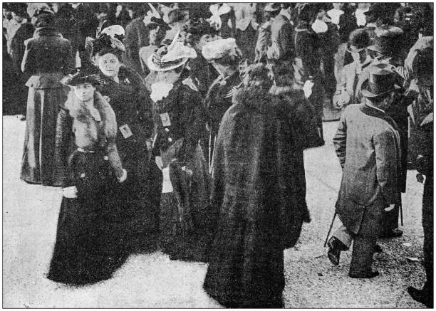 istock Antique photo: Fashion people in Longchamp 1187323223