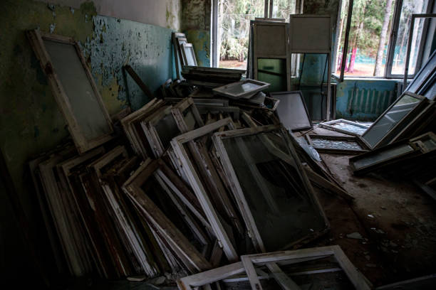 istock Ruined empty room in an abandoned building. 1187328410