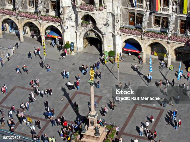 Мюнхен Мариенплац 2010 Бавария Германия — стоковые фотографии и другие картинки Мюнхен - Мюнхен, 2010, 2019