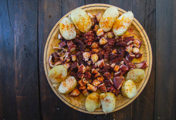 istock 'Pulpo a feira' with potatoes 1187396991