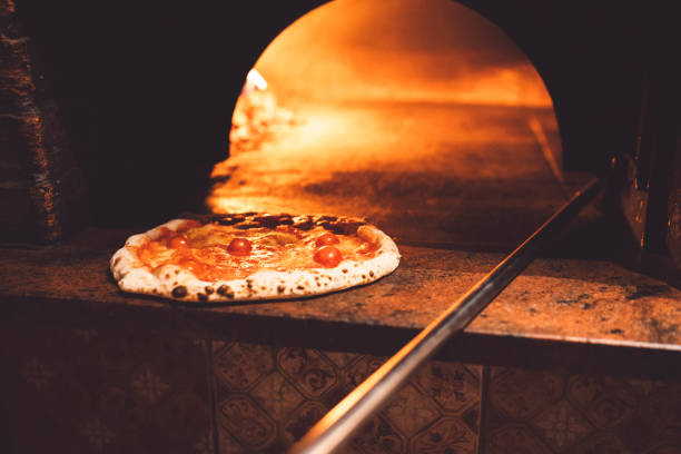 istock Freshly baked Neapolitan pizza 1187411963