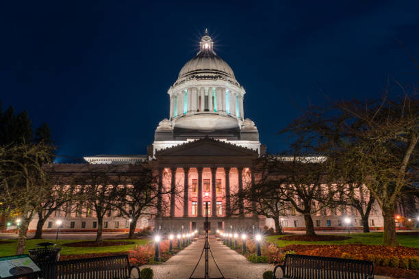 istock Capitol Building At Night With Lights Olympia Washington 1187414881