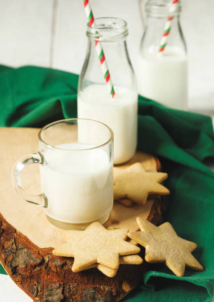 istock Cookies and milk 1187419738