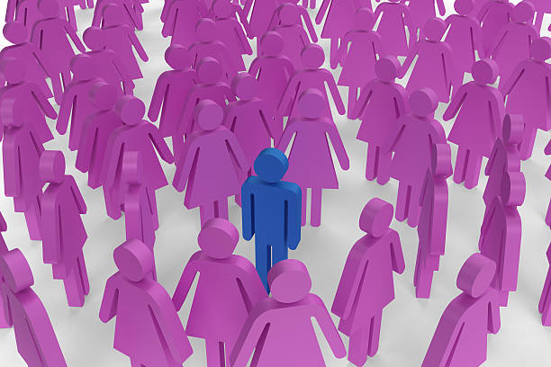 istock Single male figure surrounded by female figures 118743250