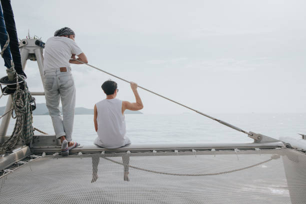 Asia, Southeast Asia, Thailand, Pattaya, travel, vertical, relaxation, lifestyles, travel, travel destination, looking at view, handsome people, two people, friendship, horizontal