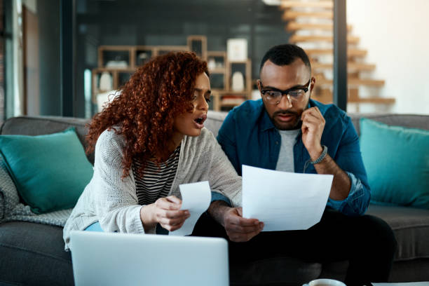 istock Reviewing their budget and bills 1187551625