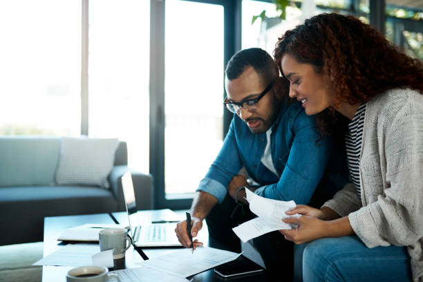istock Taking a look at how their finances are doing 1187551636