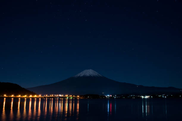 istock Beautiful Mount Fuji in Tokyo, Japan 1187555735