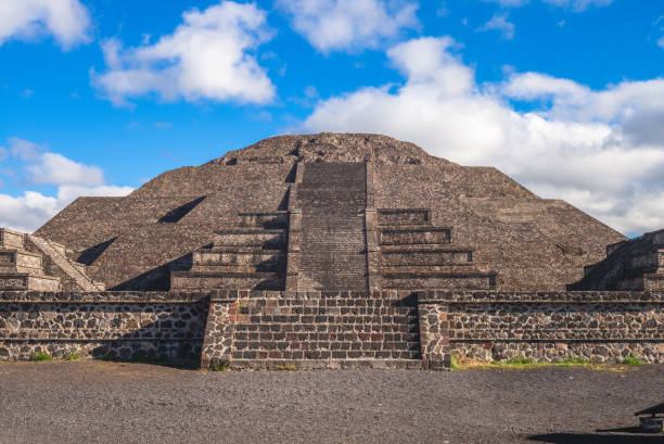 teotihuacan in messico - teotihuacan foto e immagini stock