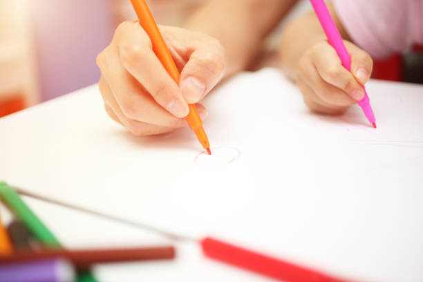 istock Mother and Child Drawing Together 1187583299