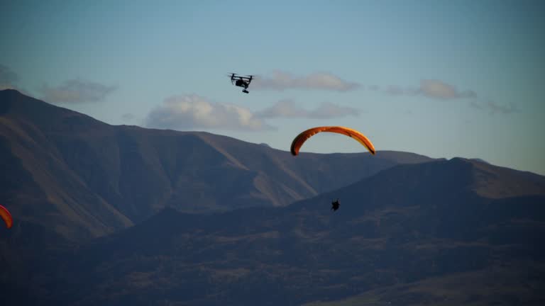 quadrocopter and paraglider