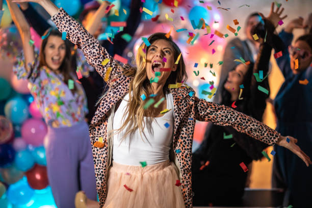 istock Party girl 1187652169