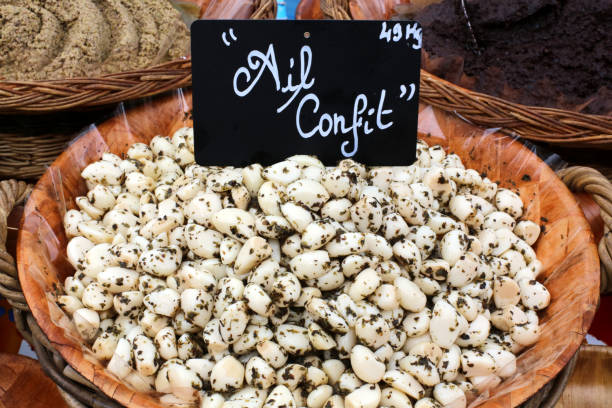 istock Garlic confit. France. 1187663892