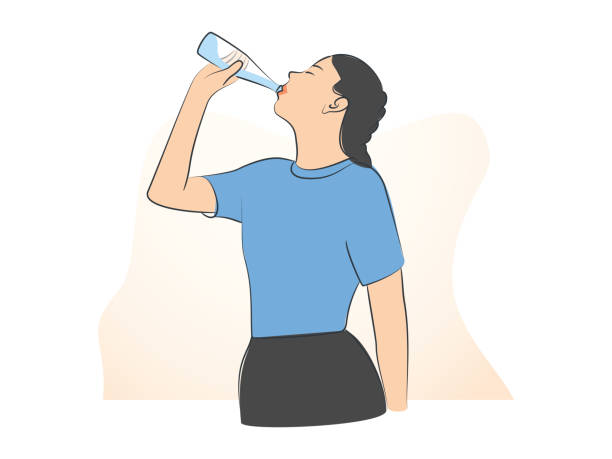 zdrowy styl życia, opieka zdrowotna, koncepcja diety. młoda kobieta pijąca pragnienie gasząc. spragniona dziewczyna trzymająca butelkę. - quench thirst stock illustrations