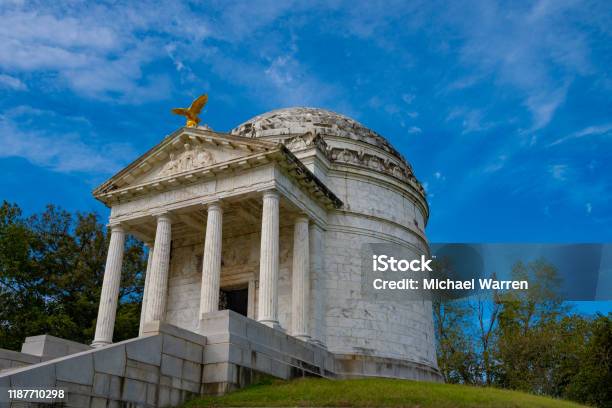 Civil War Illinois Monument In Vicksburg National Military Park Stock Photo - Download Image Now