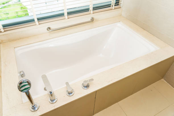 istock Beautiful luxury white bathtub decoration interior 1187732554
