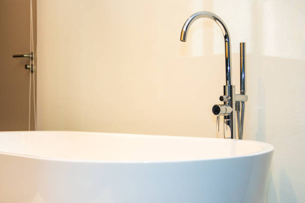 istock White luxury bathtub decoration interior 1187732895