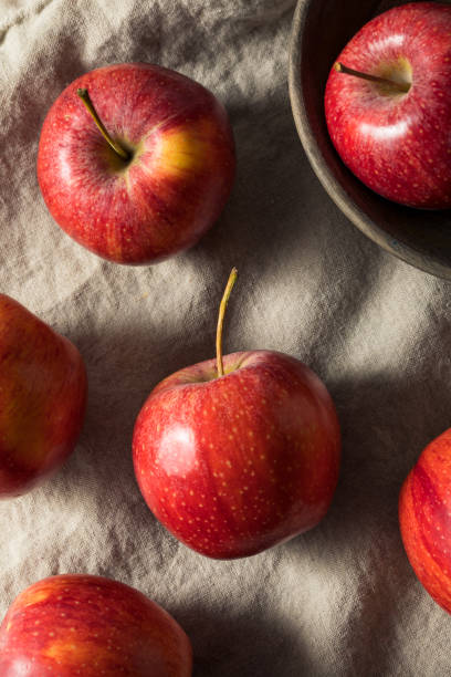 istock Raw Red Organic Gala Apples 1187891756