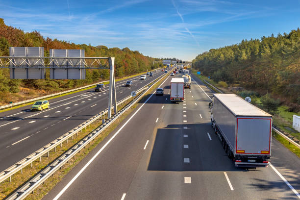 istock Evening Traffic seen from Above 1187899155