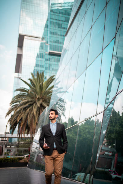 istock Low angle photo of businessman 1187964282