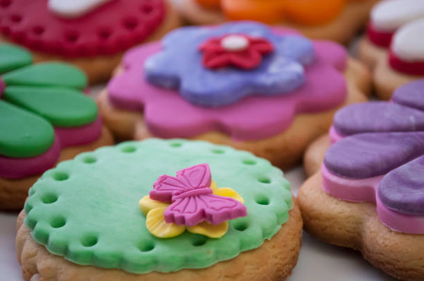 istock color cookies 1187981288