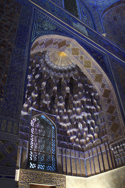 istock Window in Guri Amir mausoleum 1187987429