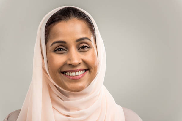 istock Arabian woman isolated on background 1188037110