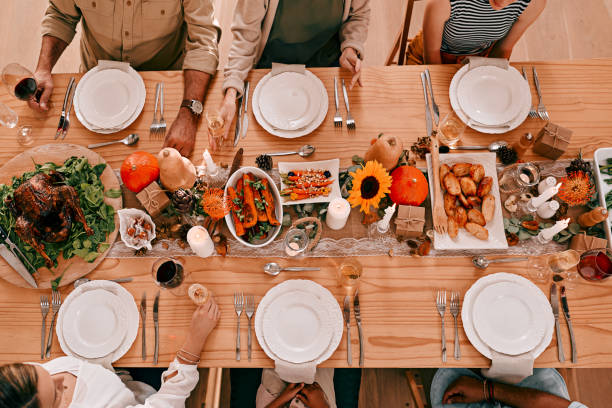 istock Gather around the table, it's time to give thanks 1188037527