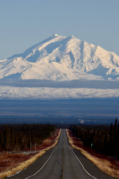 istock Highway to the mountains 1188057940