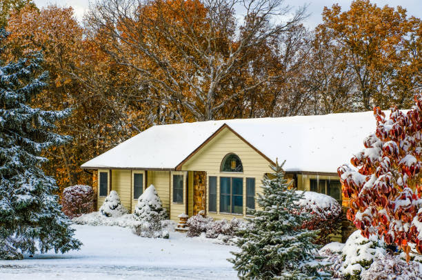 istock Suburban Midwestern house after snowfall 1188141069
