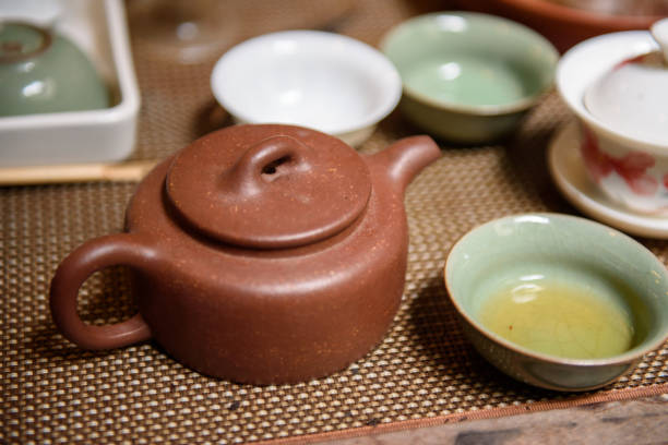 istock Chinese tea pot and cup set 1188159910