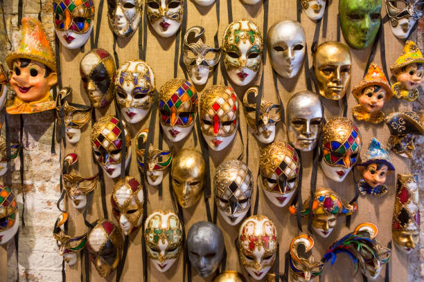 istock Carnival mask shop in Venice 1188178088