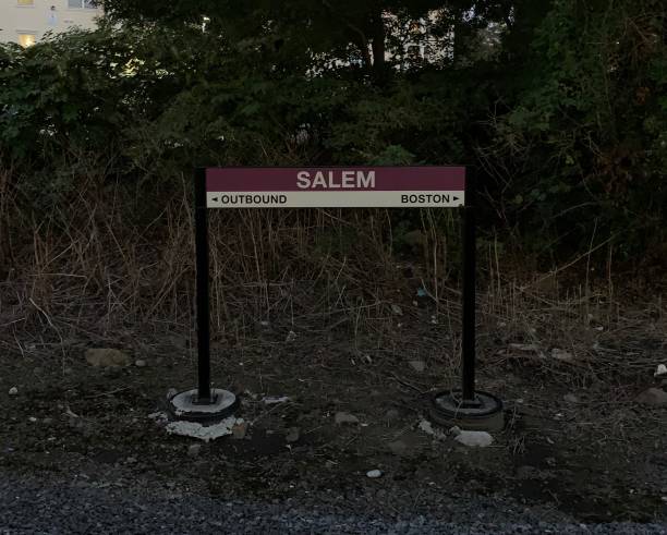 istock Sign to Salem 1188262733