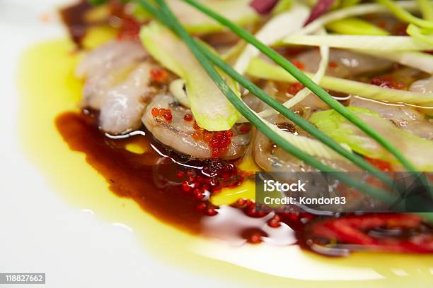 Peixe Carpaccio - Fotografias de stock e mais imagens de Alimentação Saudável - Alimentação Saudável, Bife de Carpaccio, Caviar