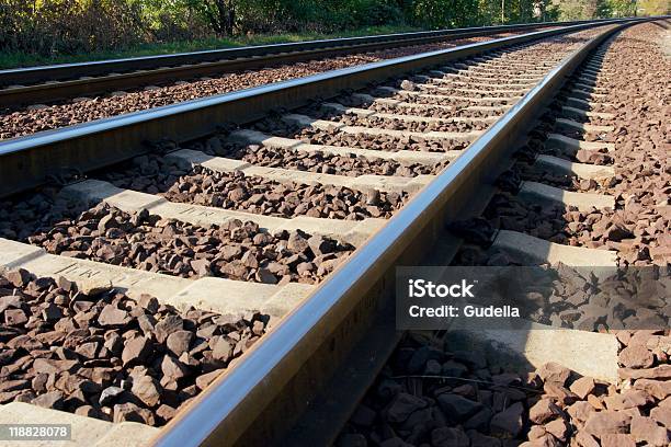 Ferrovia - Fotografie stock e altre immagini di Acciaio - Acciaio, Close-up, Composizione orizzontale