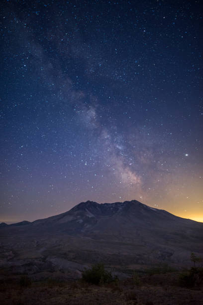 istock Mount St. Helens Sunset Sky Stars Milkway 1188298374