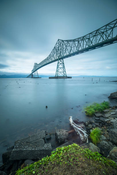 오레곤 주 아스토리아의 메글러 브리지 전경 - astoria washington bridge 뉴스 사진 이미지