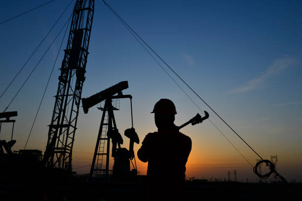 istock The oil workers in the job 1188306029