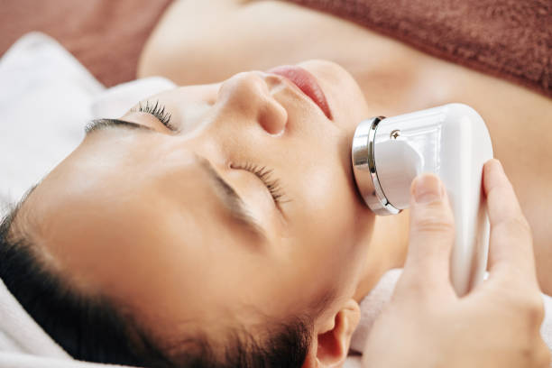 istock Untrasound massage with apparatus 1188324716