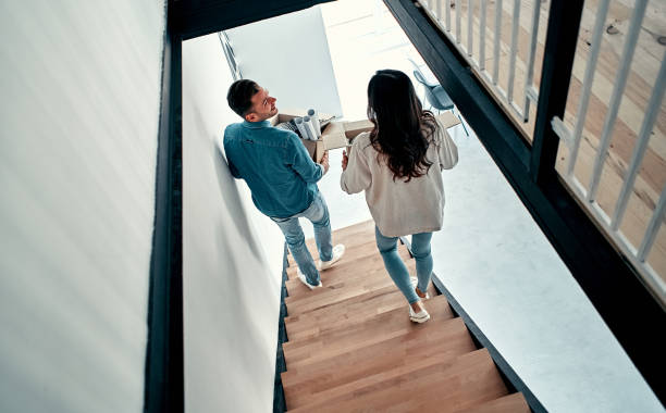 istock Couple moving in new home. 1188372528