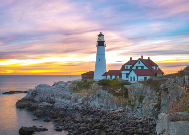 istock Sunrise on the rocks 1188396925