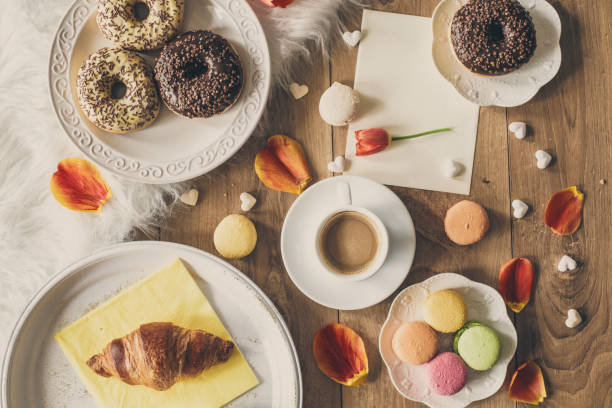 istock Blank greeting card, coffee and dessert 1188407403