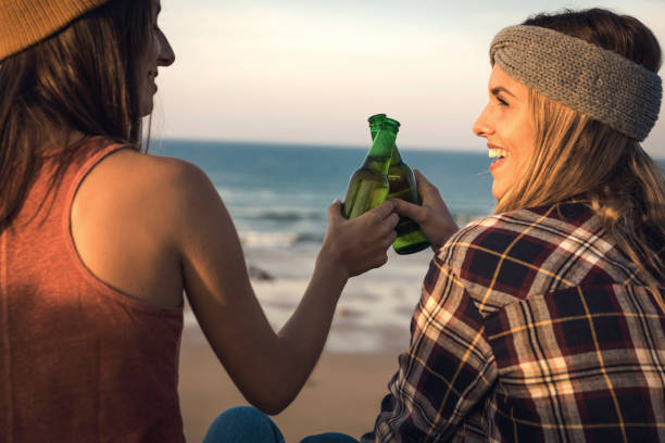 istock A toast to friendship 1188451232