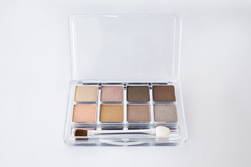 eight color eye shadow make-up pallet