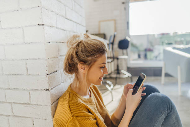 istock Reading morning news online 1188477089